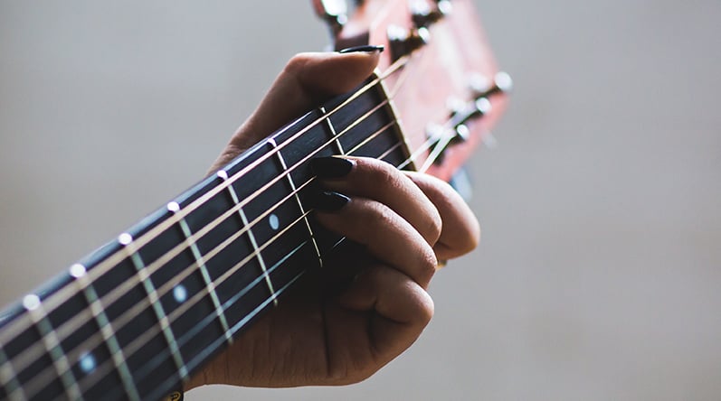 Fingernail Care: A Discussion for Bass Players – No Treble